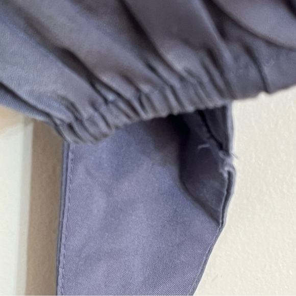 Women’s Bailey Rose Tie Front Adjustable Strap Crop Top Size Large Blue Gray - Picture 4 of 11